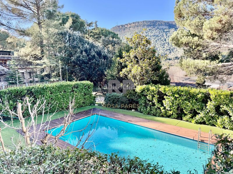 Foto c5237f2b-0074-485a-a8c0-c9f3c2c33024. Casa amb piscina a Aiguafreda