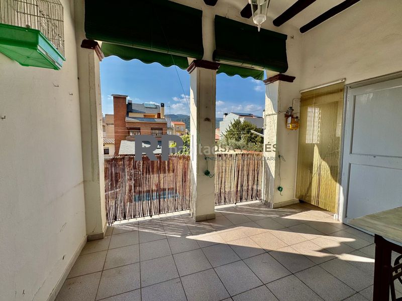 Foto 8133b8e6-037f-4ac2-8fa5-3813e0277479. Pis amb calefacció a Centre Garriga (La)