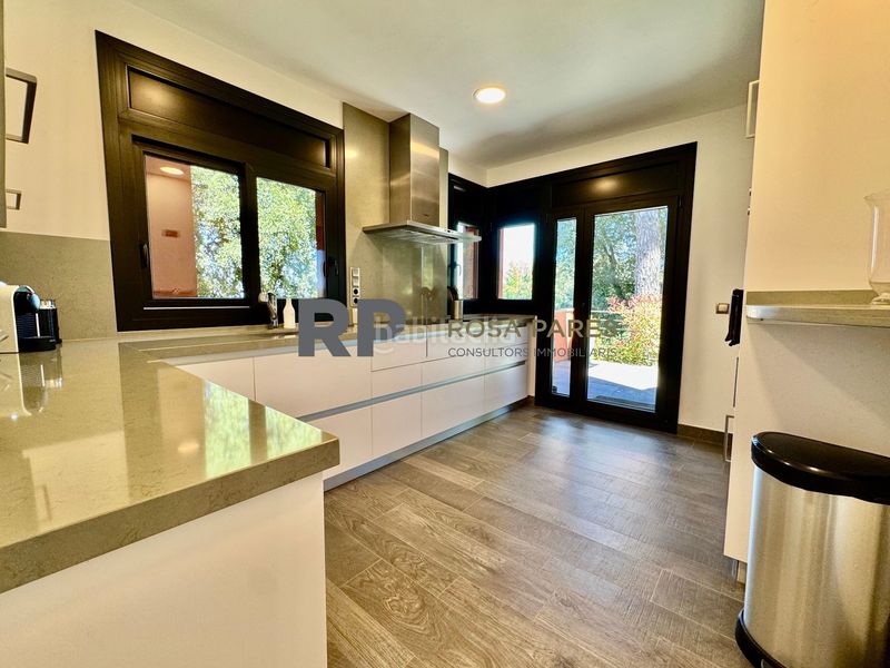 Foto 85350e85-07fb-4be0-a2c6-53af8f23efd1. Casa amb calefacció a Seva