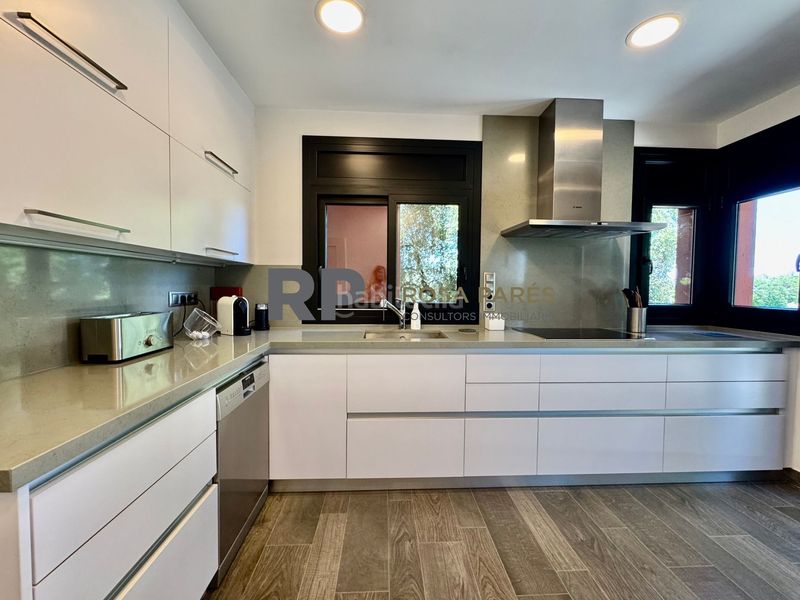 Foto af6f2c00-8db8-41ec-a10f-6823cb9cfe8b. Casa amb calefacció a Seva