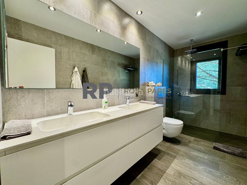 Foto d613b7b2-85a2-46b6-8648-5853dd2befd7. Casa amb calefacció a Seva