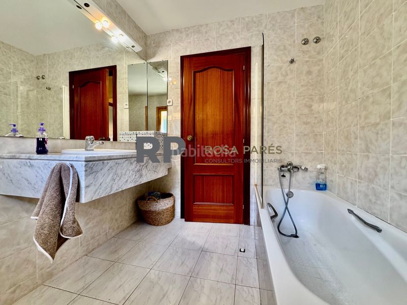 Foto 5a43f037-04f9-4db2-8e24-870d5d0349d1. Casa con riscaldamento in Seva
