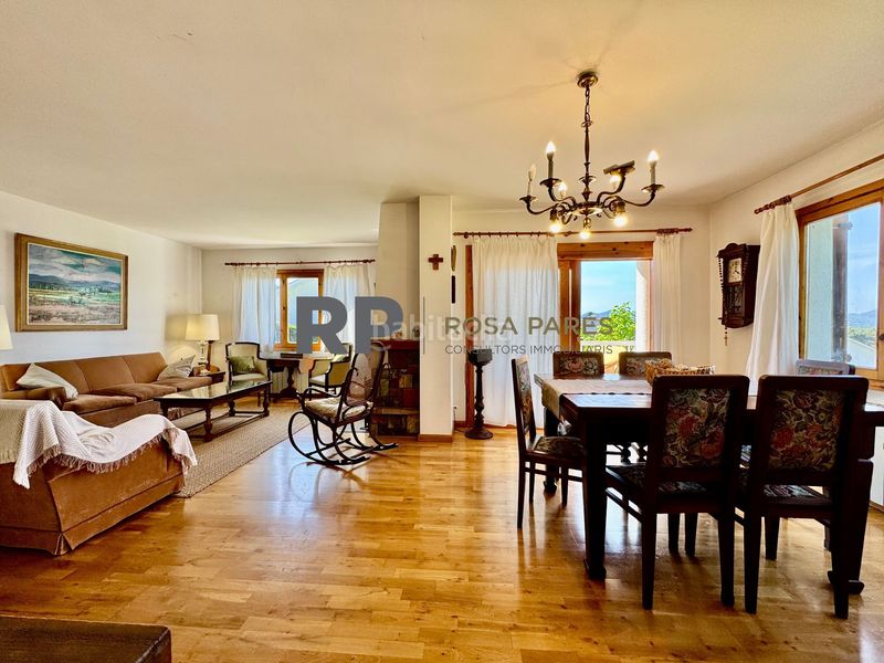 Foto a9cf811a-141e-46e6-9d2e-12f726ab6ab6. Casa con riscaldamento in Seva