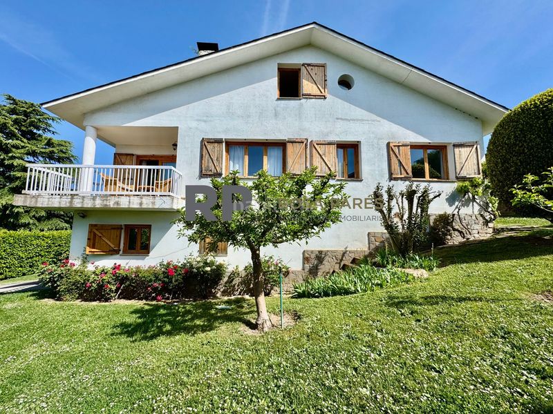 Foto b4a3bb68-f221-4d35-84c6-062b60f7beb0. Casa con riscaldamento in Seva
