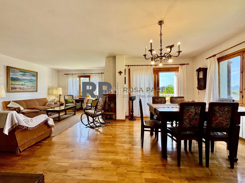 Foto e72a09a7-3a1c-4d87-8764-3d1c0c87d1eb. Casa con riscaldamento in Seva