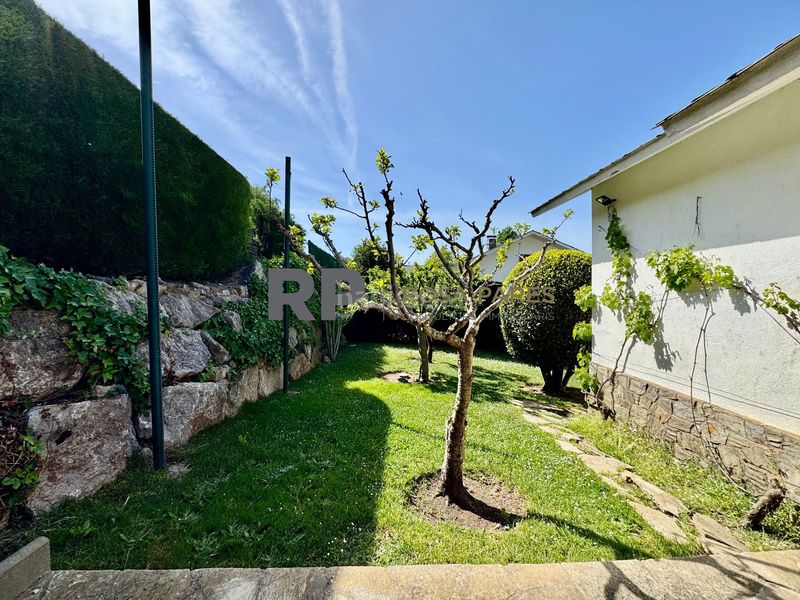 Foto e814a22a-e604-4d89-97e8-d422bb365074. Casa con riscaldamento in Seva