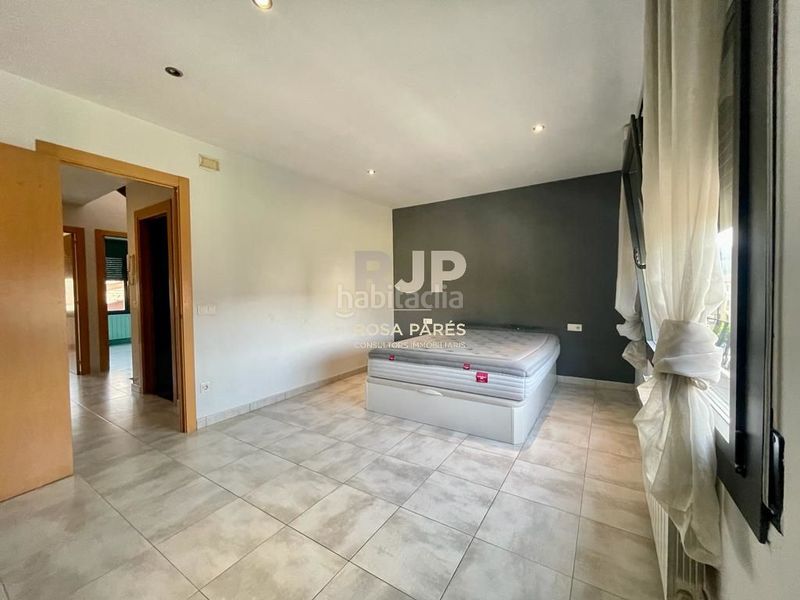 Foto a6c9c611-792f-4d04-84a3-059229118e9a. Casa amb calefacció a Centelles