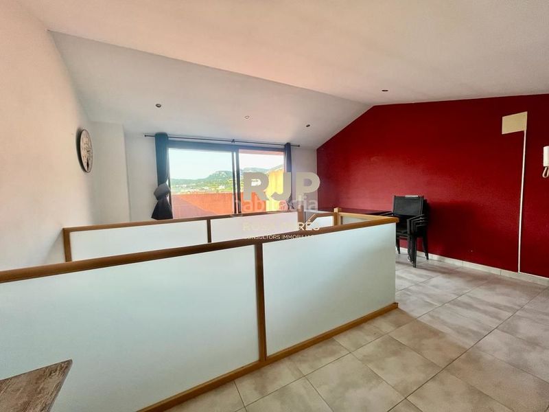 Foto e9b9bc10-690f-48ad-863d-9154ba12cb50. Casa amb calefacció a Centelles