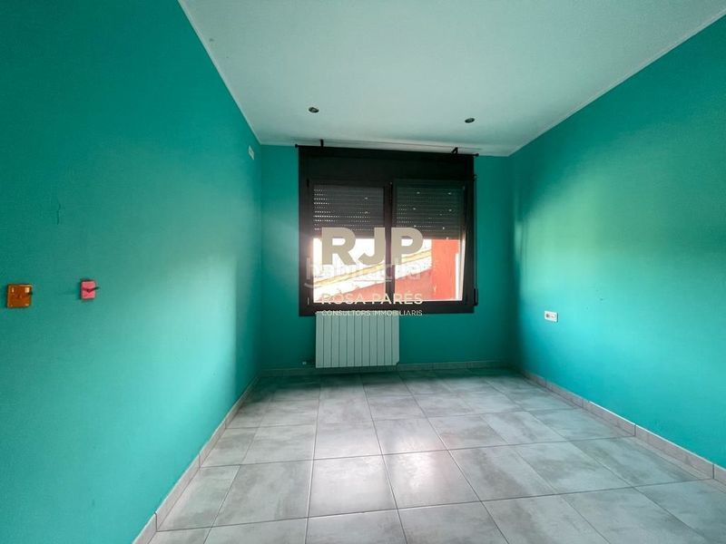 Foto f4c4ab29-a29a-494b-b681-6ededb2a633c. Casa amb calefacció a Centelles