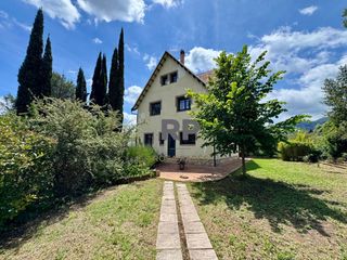 Casa en Sant Martí de Centelles. Una residencia singular con historia propia