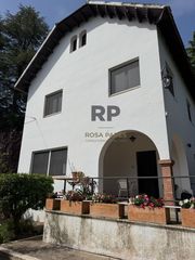 Casa in Sant Martí de Centelles. Casa en venta