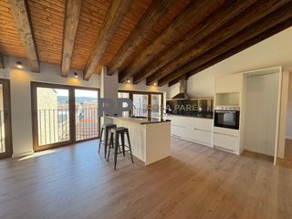 Location Appartement à Centelles. Fantàstic pis dobra nova de lloguer al casc antic de centelles