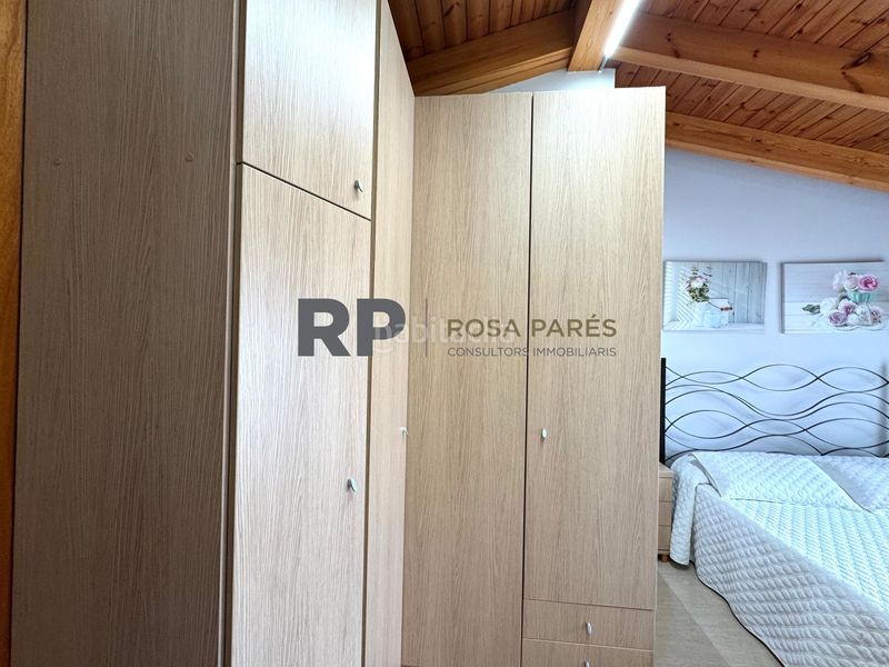 Foto 428e61c3-b48f-41ee-a589-5ad541341e8c. Dúplex piso en venta en Centelles