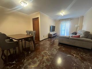 Location Appartement à San Antonio. Amplia vivienda seminueva