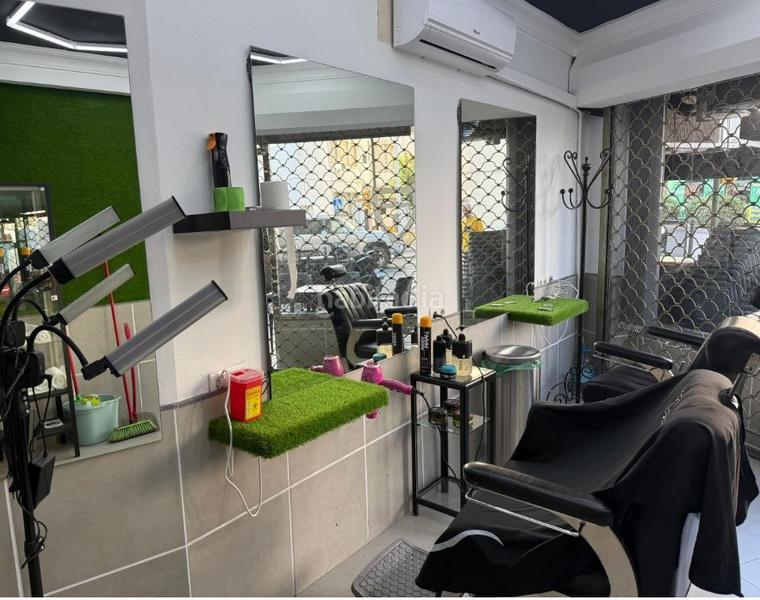 Foto 10061812-d4bf-47b4-976d-de1598030f61. Alquiler local comercial peluqueria totalmente equipada en Huelva