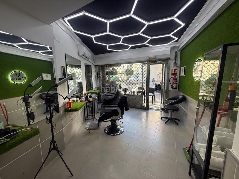 Foto 4b6674bd-09e1-4095-9802-fd14e200b90b. Alquiler local comercial peluqueria totalmente equipada en Huelva