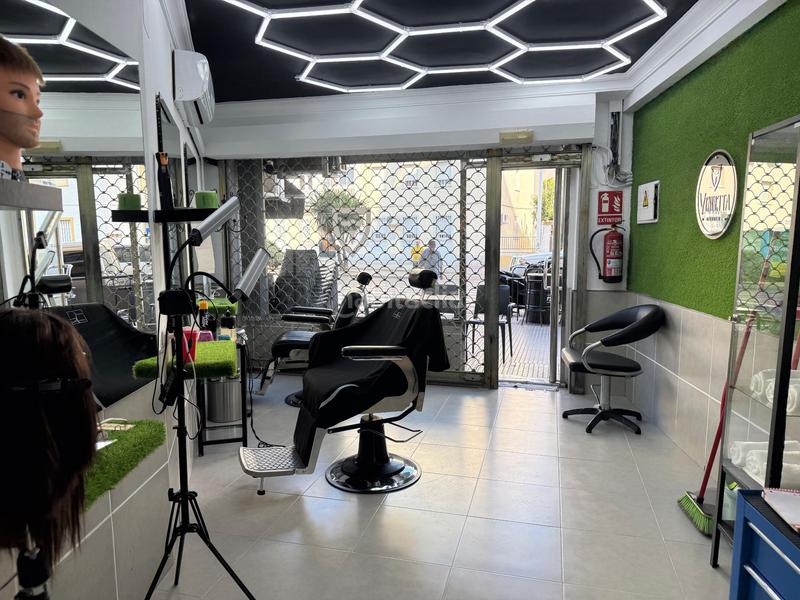 Foto b72ca1f2-00fc-4d2d-896e-a2ccc95f2b36. Rent business premise in Isla Chica Huelva