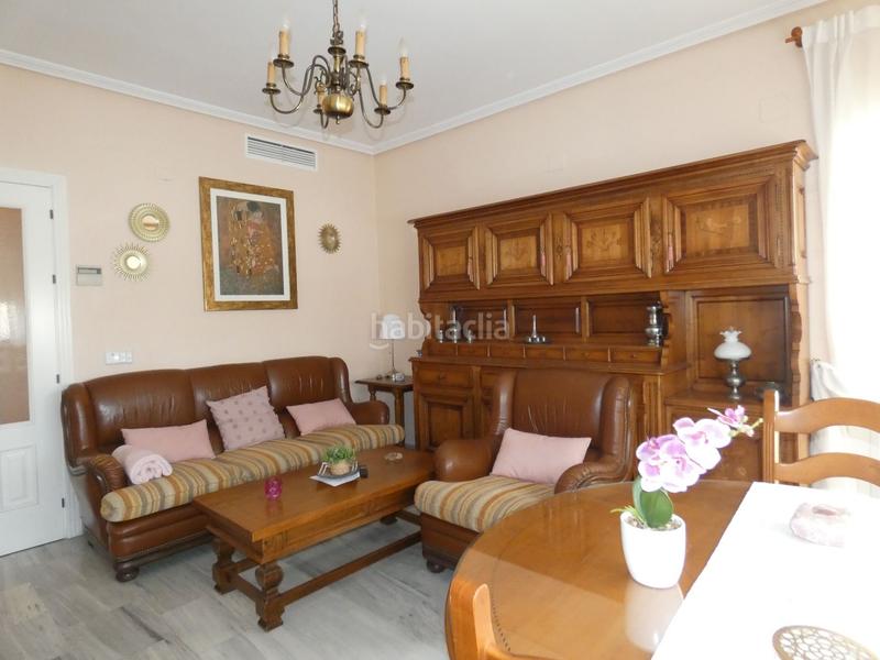 Foto 4b6b6fc3-ea01-4b4f-ab72-d947a22f6f0e. Alquiler piso magnifica ubicación en Centro Huelva