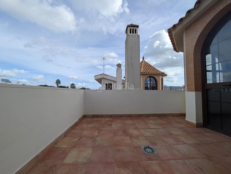 Foto 955bd5c2-f610-4805-baca-d5b938f82e95. Casa con parcheggio piscina in El Portil