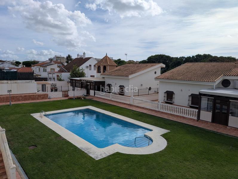 Foto afa9783f-3524-4352-8357-240e1dced866. Casa con parcheggio piscina in El Portil