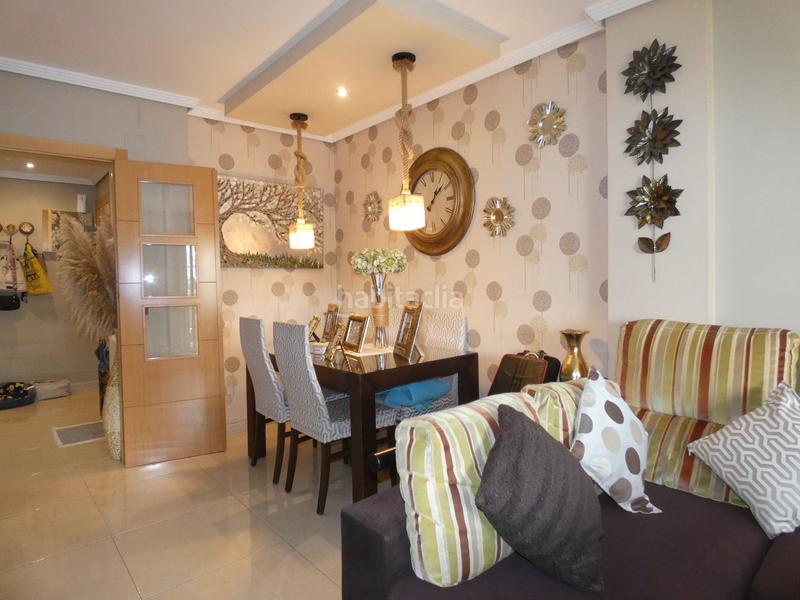 Foto aaf56eff-c37d-4773-8d31-acd3378e7000. Piso reformado con terraza en La Florida - Vistalegre Huelva