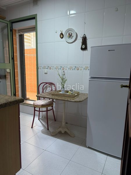 Foto 948cb5f0-08e1-4465-97d7-6ce888e5a41d. Pis a Centro Huelva