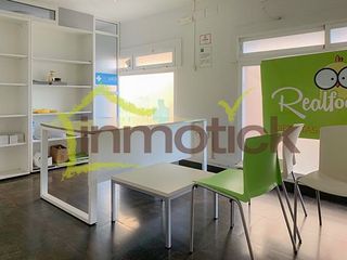 Miete Büro in La Hispanidad - Verdeluz. Despacho independiente en avenida andalucia