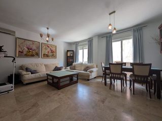 Flat in San Antonio. Venta de vivienda en zona de san antonio