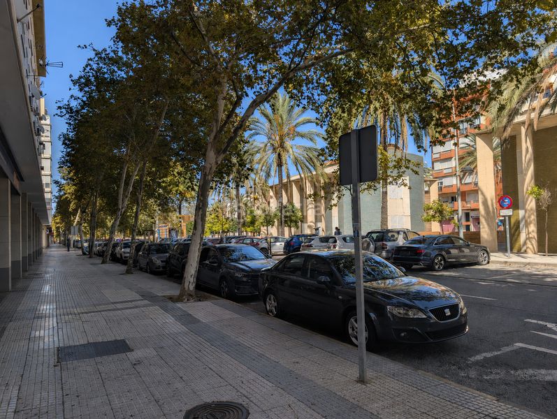 Foto fd15872f-76fe-4bac-a96a-4ba54e757701. Pis a Centro Huelva