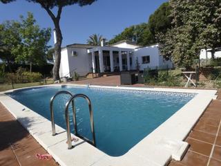 Casa en Dehesa - Monacilla. Chalet con piscina