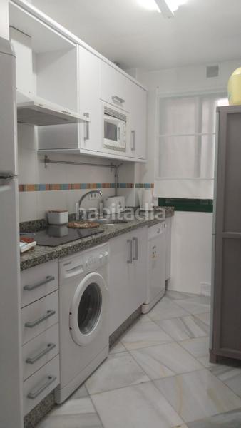 Foto f0563c9f-aa2e-46fd-8999-4377914f5531. Alquiler piso vivienda con zonas comunes en El Portil