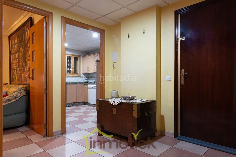 Foto 41794377-ddfc-4792-8e2d-14a76854cdfc. Pis a Isla Chica Huelva