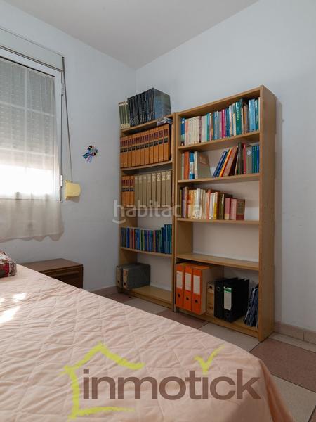 Foto 50266b79-7911-453a-b7fd-72567d6e6cc3. Piso vivienda de 5 dormitorios en avenida galaroza junto avenida andalucia en Huelva