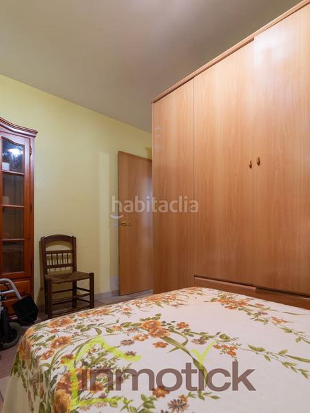 Foto b6980808-45b7-4fcc-a506-b37f6bfda958. Piso vivienda de 5 dormitorios en avenida galaroza junto avenida andalucia en Huelva
