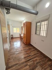 Miete Studiowohnung in Carranque - Haza Cuevas. Apartamento en la zona del hospital carlos de haya!