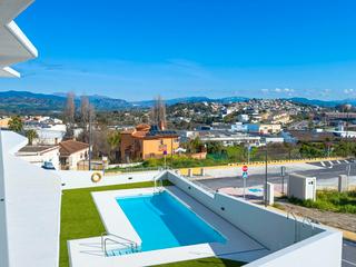 Lloguer Pis  Avenida fuengirola. Larga temporada nueva costruccion con piscina!!!!
