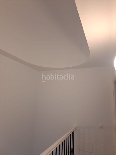 Foto 0ea8cceb-7a73-4bb1-bde1-d8e90eb77cf9. Casa adossada amb xemeneia aparcament piscina a San Luis de Sabinillas Manilva