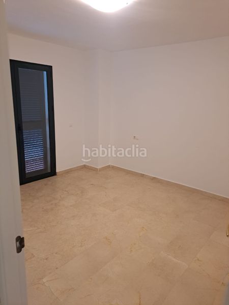 Foto 562a74ec-5baa-4e79-8409-830fc0f16070. Casa adossada amb xemeneia aparcament piscina a San Luis de Sabinillas Manilva