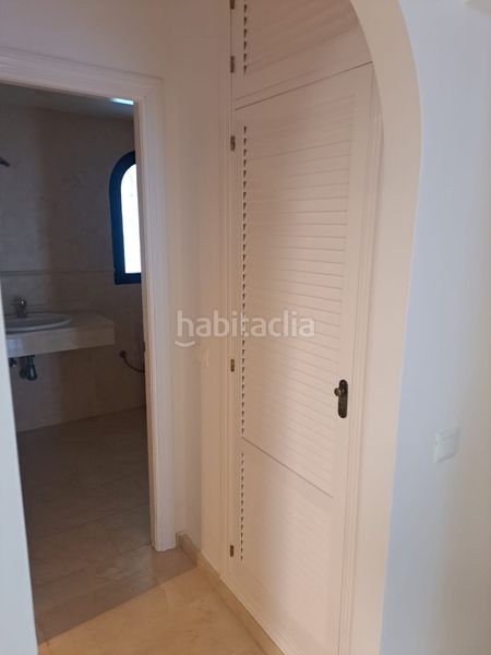 Foto 701d0790-f587-4a66-a522-297919f700f1. Casa adossada amb xemeneia aparcament piscina a San Luis de Sabinillas Manilva