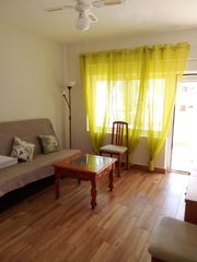 Miete Etagenwohnung  Calle roquedal. Alquiler 11 meses renovables