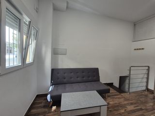 Rent Apartment in El Molinillo - Capuchinos. Oportunidad apartamento! malaga zona segalerva!