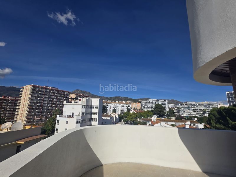 Foto 1475a102-01b4-4ca2-b740-ae218271c59d. Dúplex amb aparcament piscina a Parque de la Paloma Benalmádena