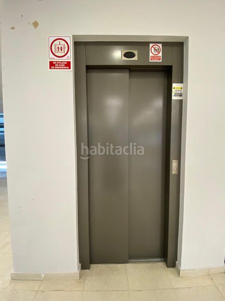 Foto db33856e-6b03-4224-8f17-fec0ed092e46. Affitto edificio in Pisa Mairena del Aljarafe
