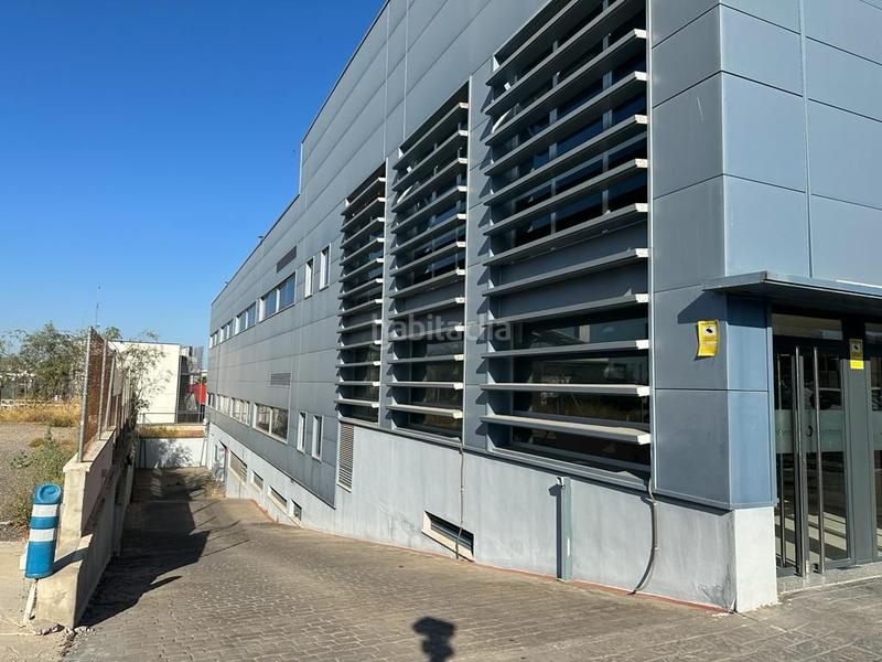 Foto 2ea19776-5c72-4bcd-b426-15c85d90f121. Miete gebäude in Pisa Mairena del Aljarafe