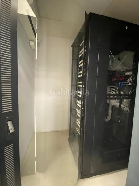 Foto 34b91cb1-2fed-490f-b171-2be0ff450477. Rent building in Pisa Mairena del Aljarafe