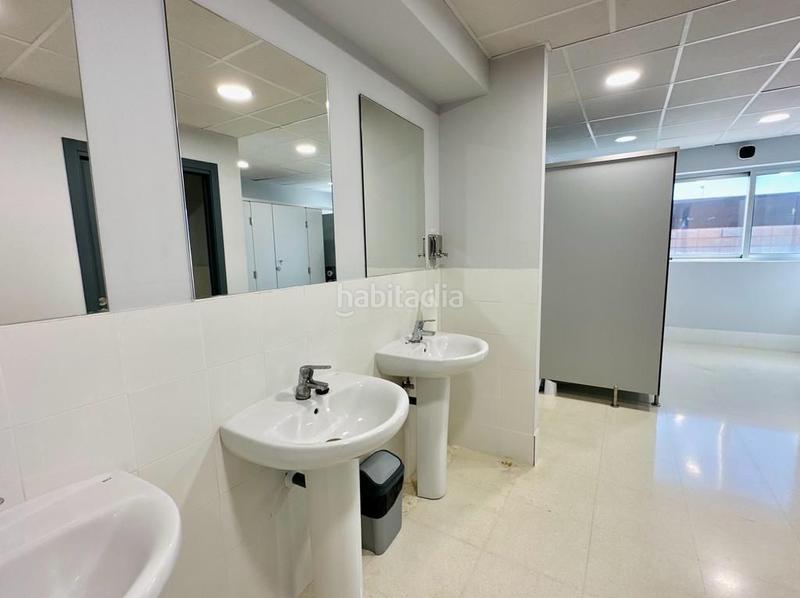 Foto 3e402ba3-73f6-45fb-a2d2-dd33bb693a09. Rent building in Pisa Mairena del Aljarafe