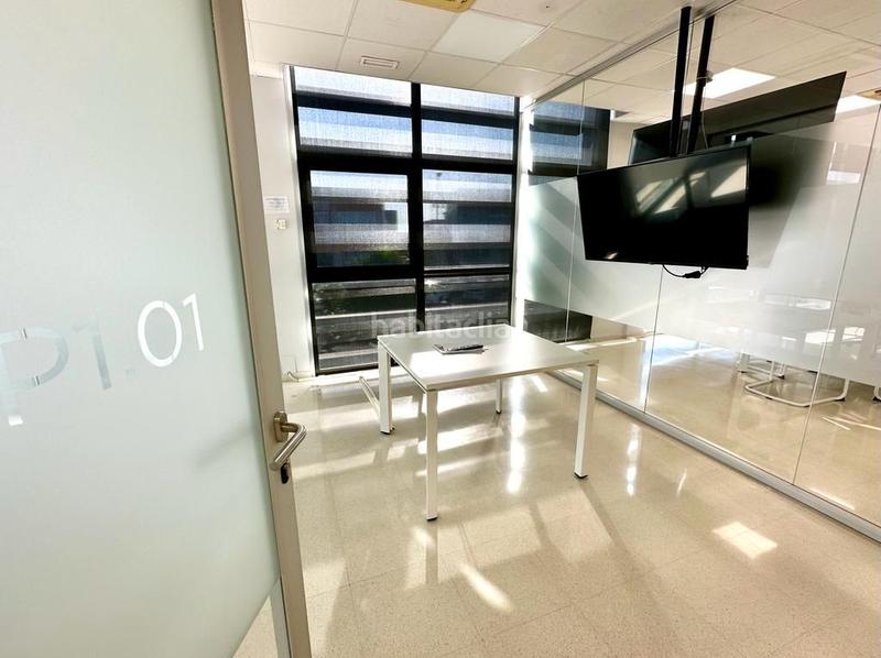 Foto be7cf5f6-6f04-417b-b897-74af2b96ff78. Rent building in Pisa Mairena del Aljarafe