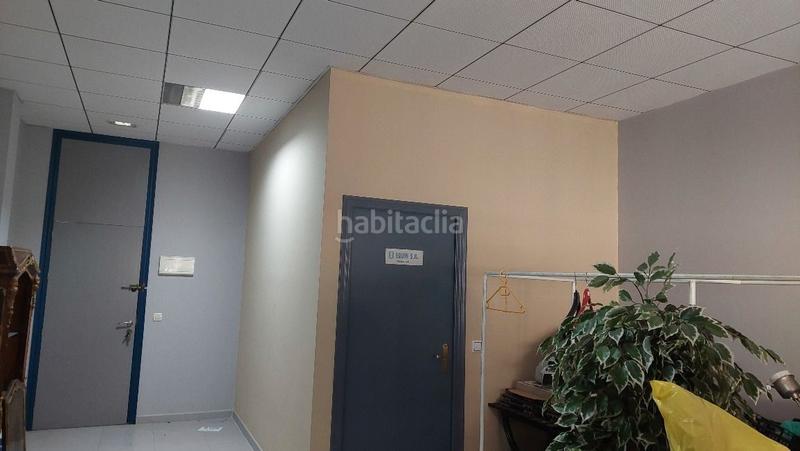 Foto 36b174fc-5e6c-4ed2-bac4-3732ca1d0ccd. Office space with parking in Bollullos de la Mitación