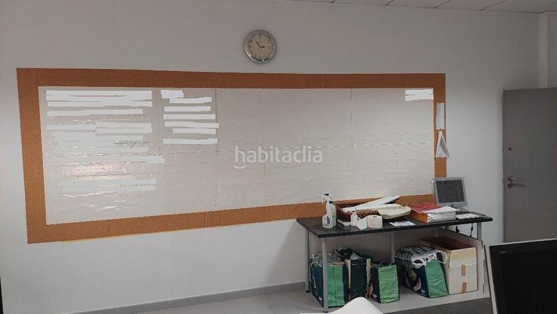 Foto 506e9ef0-e0ed-4c5f-b1ef-dc4916182374. Office space with parking in Bollullos de la Mitación