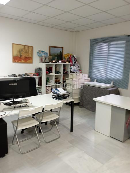 Foto 8e104bbd-81a9-4ae3-9300-d8371211eba9. Ufficio in calle nobel 3b in Pisa Mairena del Aljarafe